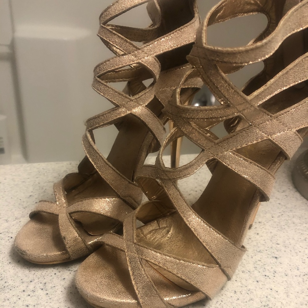 Gold glitter heels size 7.5